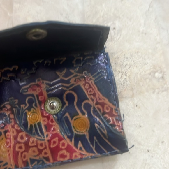 Leather Giraffe Print Women's Wallet - Picture 5 of 7